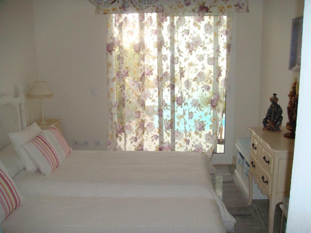 Villa Lujo Tranquila Con Piscina A 5 Min Playa คอร์ราเลโฮ ภายนอก รูปภาพ